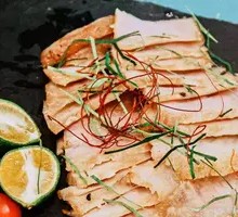 Honey-glazed Charcoal-grilled Pork Neck