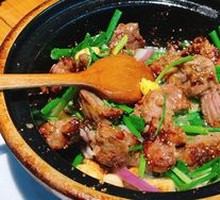 Stir-fried Snowflake Beef with Sauce
