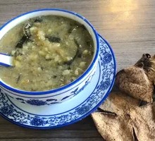 Kelp and Mung Bean Soup