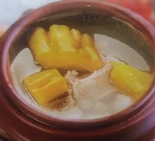 Bitter Melon, Soybeans and Pork Rib Soup