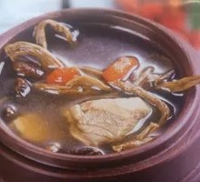 Duck Soup with Tea Tree Mushrooms