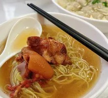 Pork Knuckle Noodles