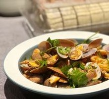 Signature Clam Dish