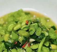 Stir-fried Leek with Broad Beans