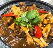 Beef Shank and Tofu Skin Stew