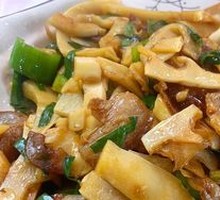 Stir-fried Fresh Bamboo Shoots with Pork Belly