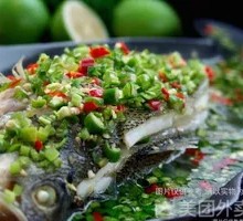 Sichuan-style Sea Bass with Green Pepper