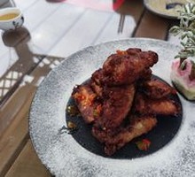 Charcoal-Grilled Spare Ribs