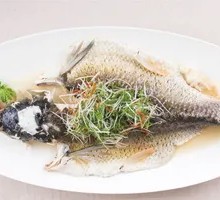 Steamed Grass Carp with Oil and Salt