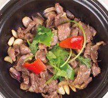 Stir-fried Yellow Beef