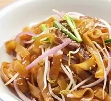 Dry-Fried Beef Rice Noodles