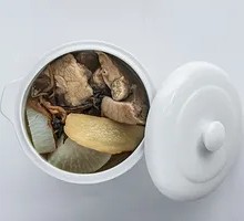 Loquat Leaf and Platycodon Root Stewed Pork Lung