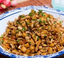 Baked Green Beans with Chopped Pepper and Minced Pork