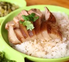Braised Pig's Feet with Roast Duck
