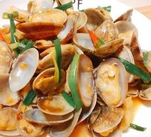 Stir-fried Clams with Ginger and Scallion