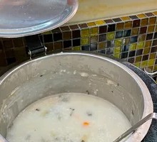Dried Vegetable and Pork Rib Porridge