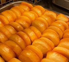 Golden Steamed Bun