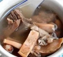 Pork Shank and Cuttlefish Soup