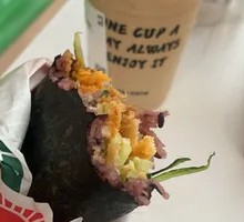 Braised Beef Rice Ball with Purple Rice