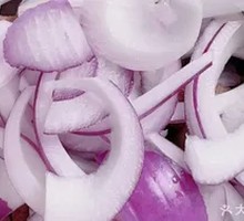Shredded onions