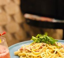 White Sauce Bacon Pasta