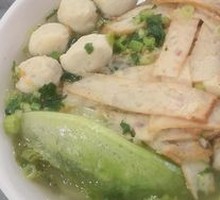 Pork Ball and Pork Slice Noodles