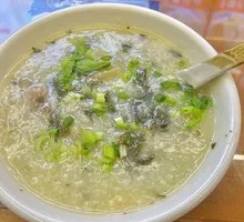 Dried Vegetable and Pork Rib Porridge