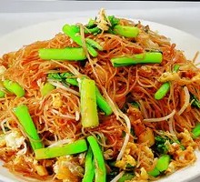Egg and Meat Fried Rice Noodles