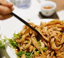 Stir-fried Goose Intestine with Ginger and Scallion