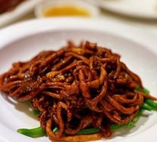 Beef Tenderloin and Duck Intestine in Soy Sauce