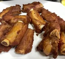 Dry-Fried Garlic Pork Ribs
