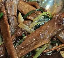 Fresh Three-Pepper Goose Pot