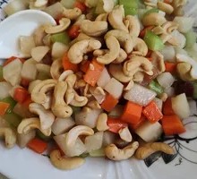Cashew Pork Cubes