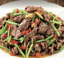 Stir-Fried Beef with Bamboo Shoots