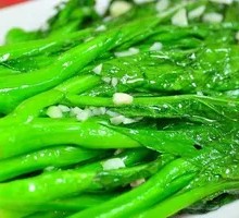 Garlic Stir-Fried Bok Choy