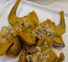 Dongjiang Salt-Baked Pigeon