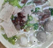 Four Treasure Soup with Guilin Rice Noodles
