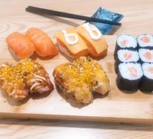 Salmon Sushi Platter
