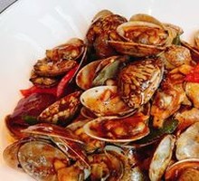 Refreshing Chilled Clams