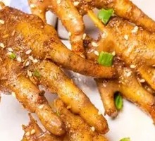 Charcoal-Grilled Chicken Feet
