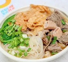 Guangdong-style Signature Beef Offal Noodles