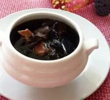 Stewed Pork Bone with Prepared Rehmannia