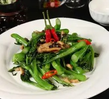 Stir-Fried Green Mustard Greens