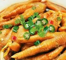 Pickled Chicken Feet with Green Pepper
