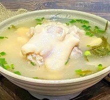 Snow Bean Pig Trotter Soup
