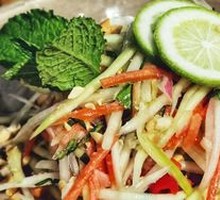 Thai Green Papaya Salad