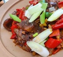 Spicy Pot Beef with Skin