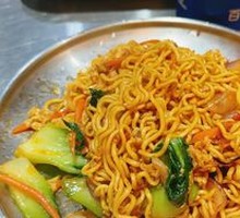 Stir-Fried Instant Noodles