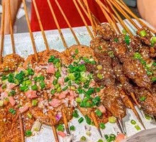 Sliced Pork Kidney with Big Knife