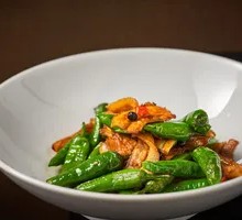 Zhangshu Port Pepper Stir-Fried with Black Pork
